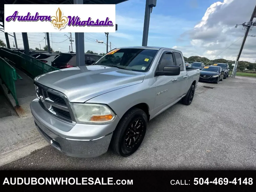 2012 Ram 1500 SLT photo 1