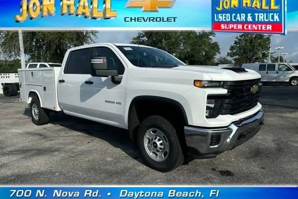 2024 Chevrolet Silverado 2500HD photo 1