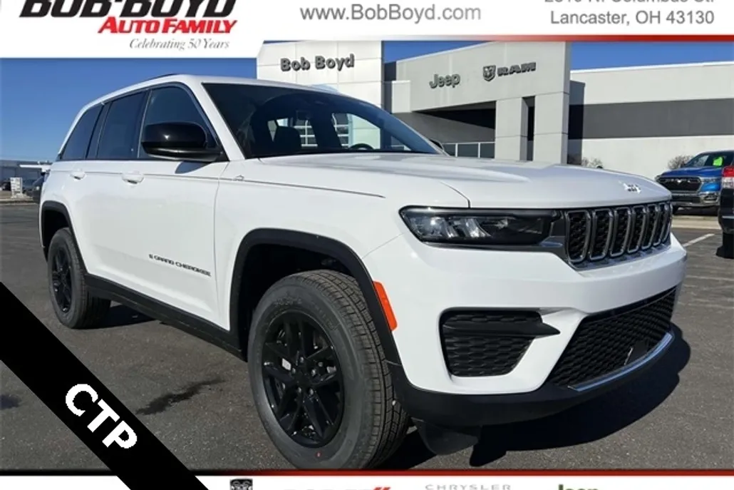 2025 Jeep Grand Cherokee Laredo photo 1