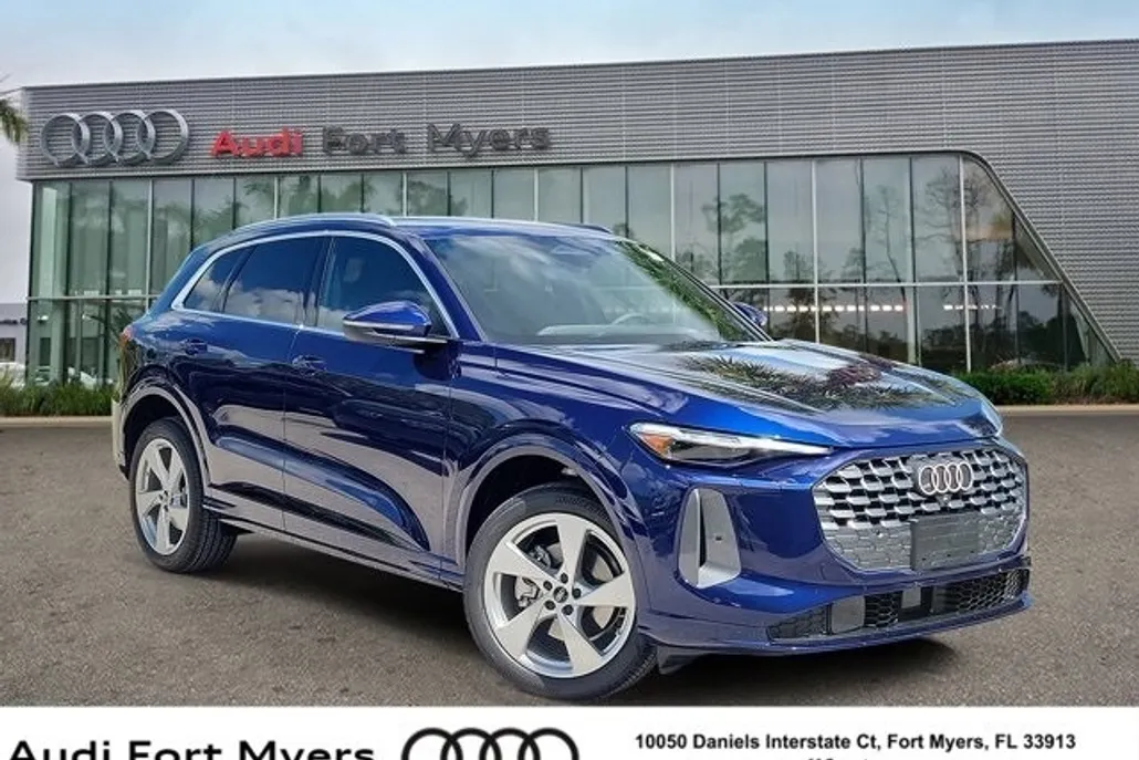 2025 Audi Q5 2.0T Premium Plus photo 1