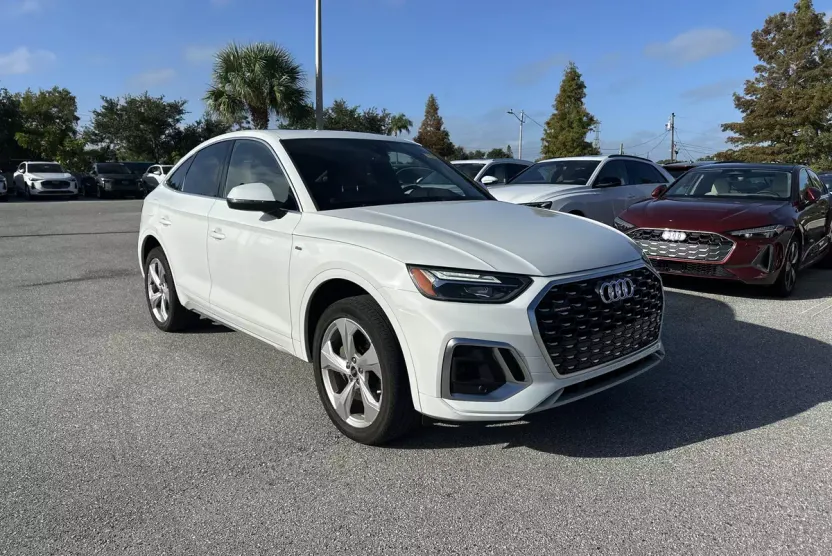 2023 Audi Q5 Sportback S line Premium Plus photo 1
