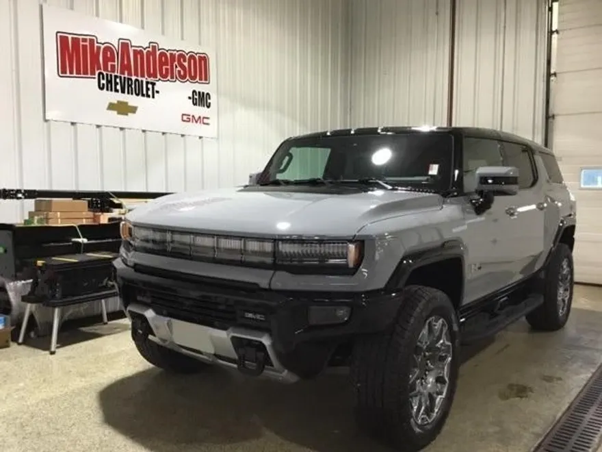 2025 Gmc Hummer EV SUV photo 1