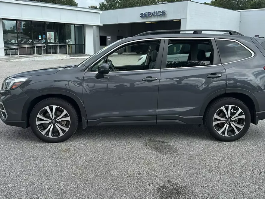 2021 Subaru Forester Limited photo 1