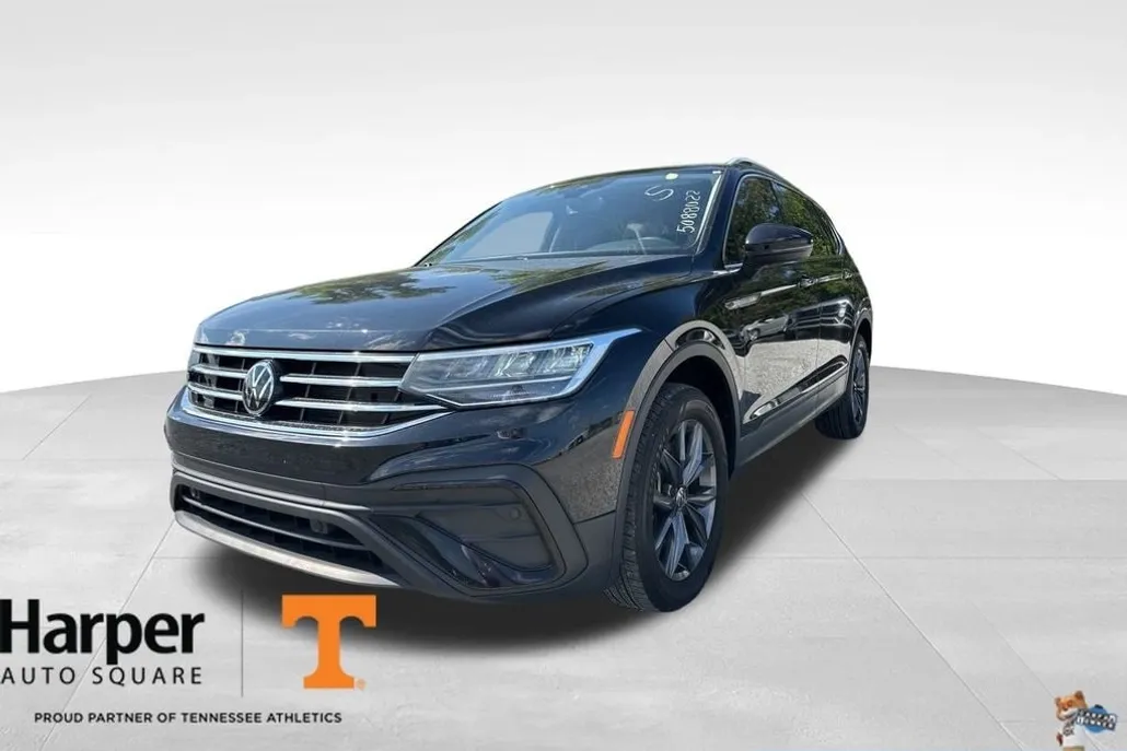 2022 Volkswagen Tiguan SE photo 1