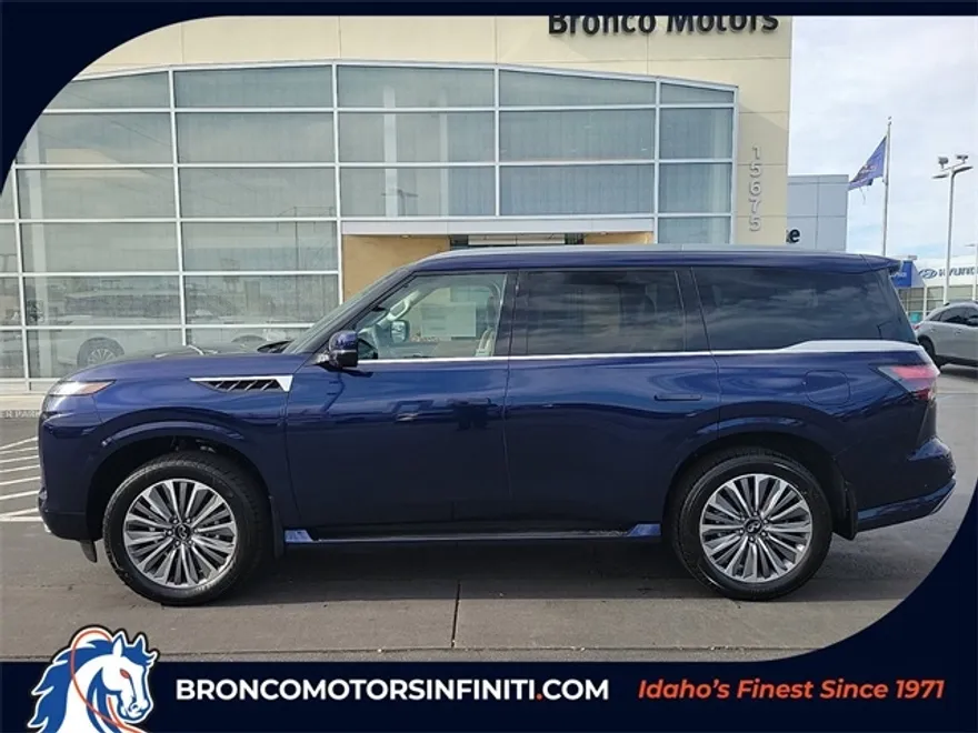 2025 Infiniti QX80 Luxe photo 1