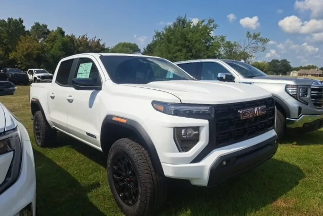 2026 Gmc Canyon Elevation photo 1