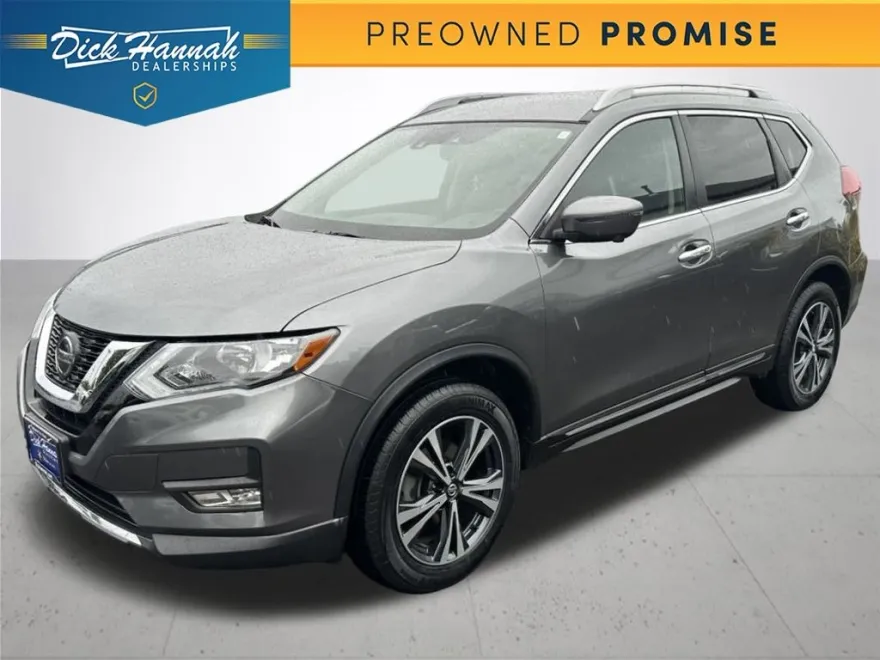 2018 Nissan Rogue SL photo 1