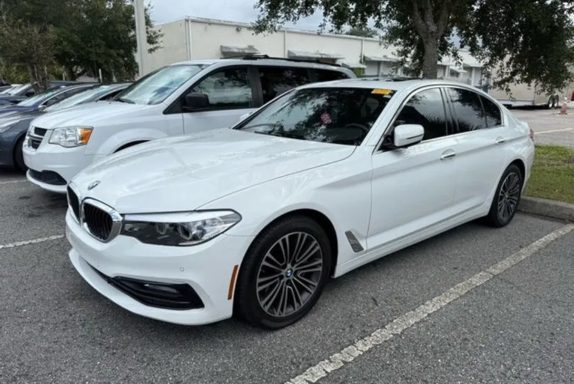 2017 Bmw 530i photo 1