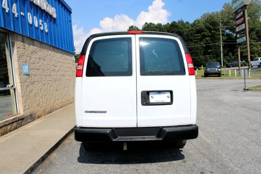 2018 Chevrolet Express Cargo Van 2500 photo 1