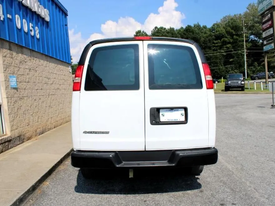 2018 Chevrolet Express Cargo Van 2500 photo 1