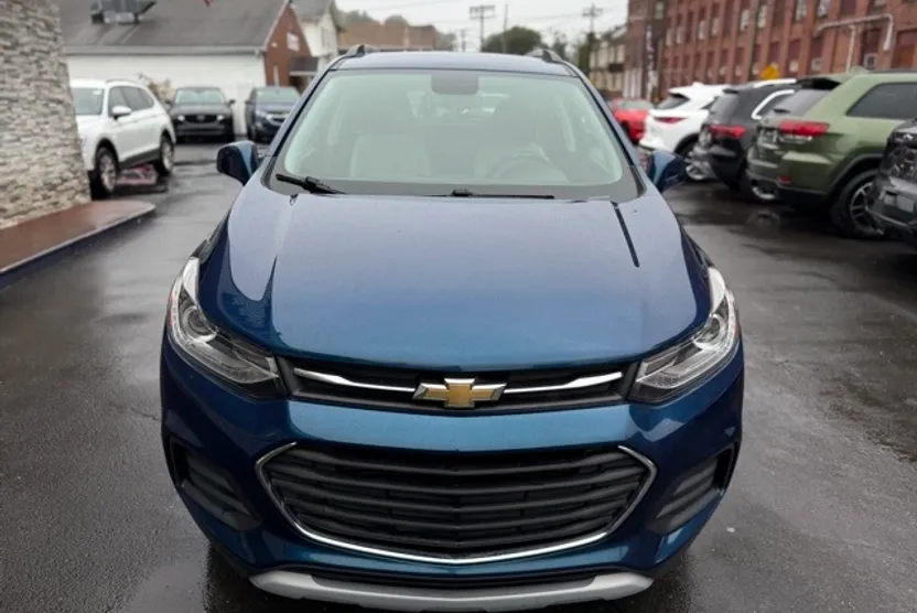 2019 Chevrolet Trax LT photo 1