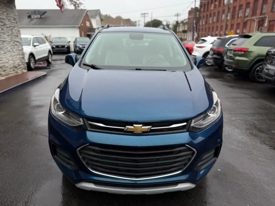 2019 Chevrolet Trax LT photo 1