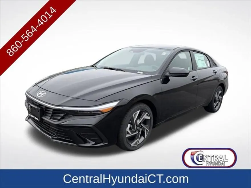 2025 Hyundai Elantra SEL Sport photo 1