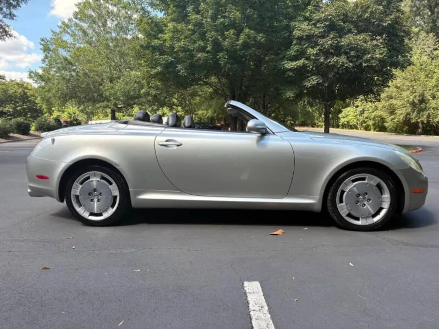 2003 Lexus SC 430 Base photo 1