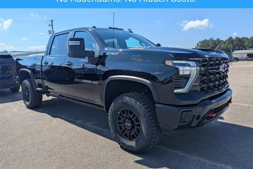 2026 Chevrolet Silverado 2500HD ZR2 photo 1