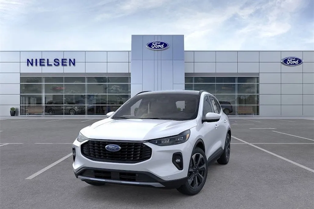 2025 Ford Escape Platinum photo 1