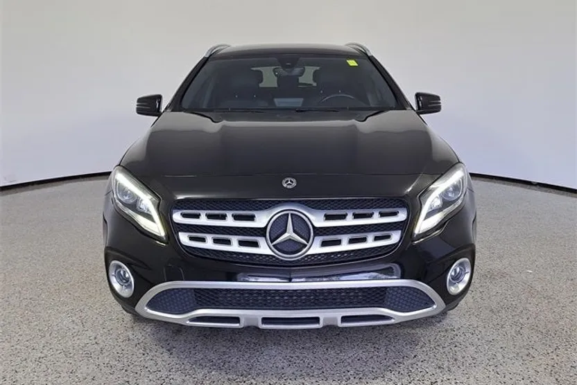 2020 Mercedes Benz GLA 250 photo 1