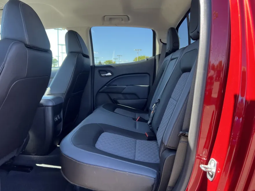 2021 Chevrolet Colorado Z71 photo 1