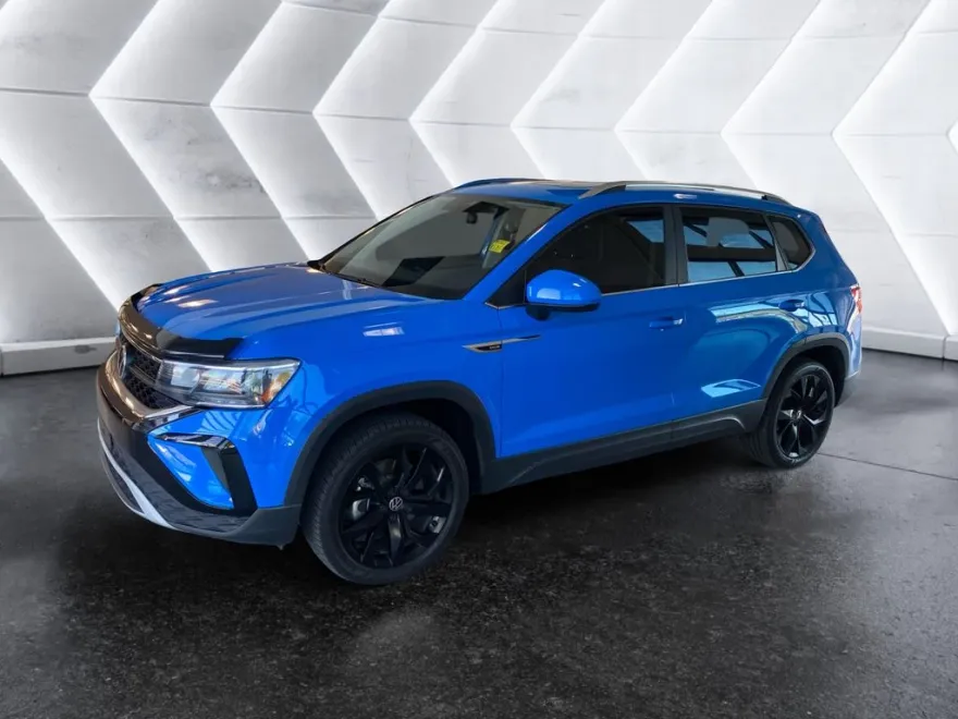2022 Volkswagen Taos SE photo 1