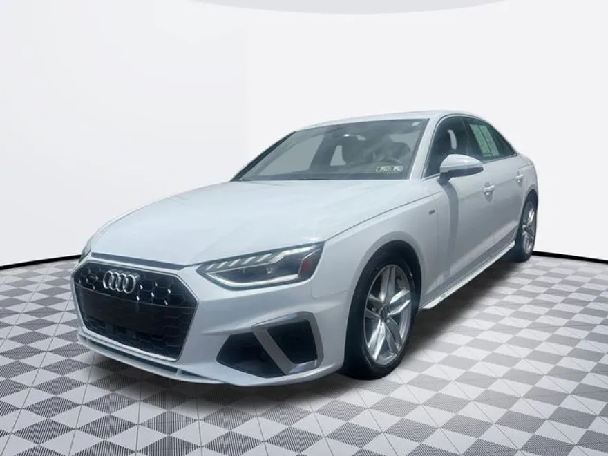 2023 Audi A4 45 S line Premium Plus photo 1