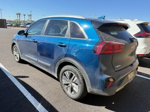 2022 Kia Niro Plug-In Hybrid LXS photo 4