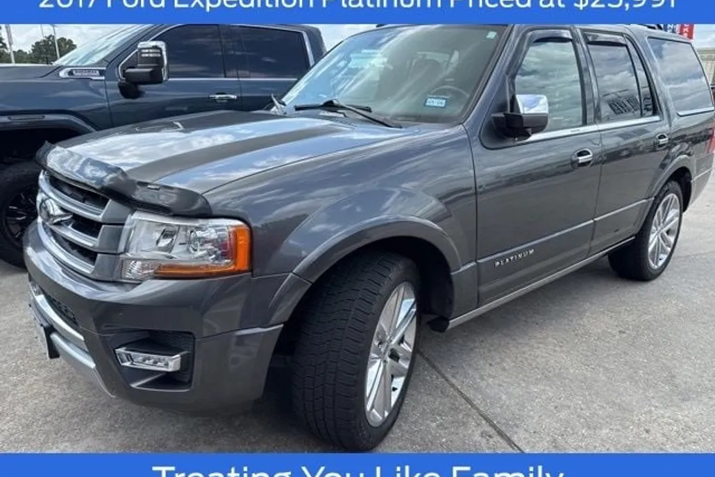 2017 Ford Expedition Platinum photo 1