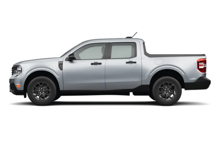 2025 Ford Maverick XLT photo 1