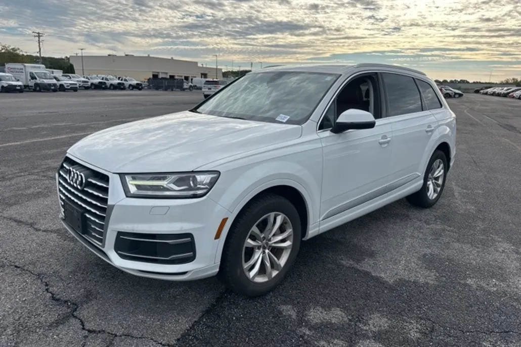 2019 Audi Q7 45 Premium photo 1
