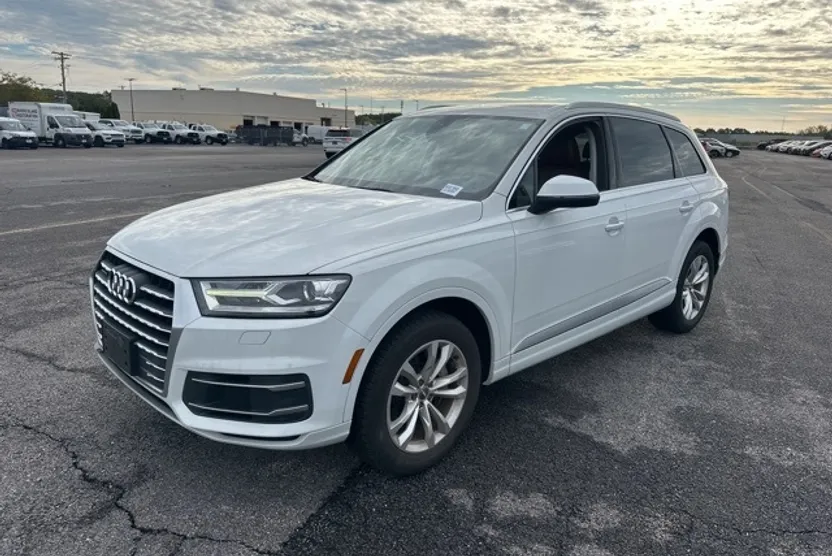 2019 Audi Q7 45 Premium photo 1