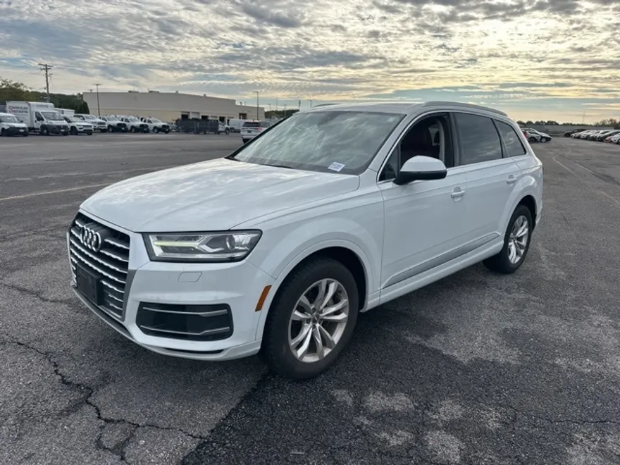 2019 Audi Q7 45 Premium photo 1