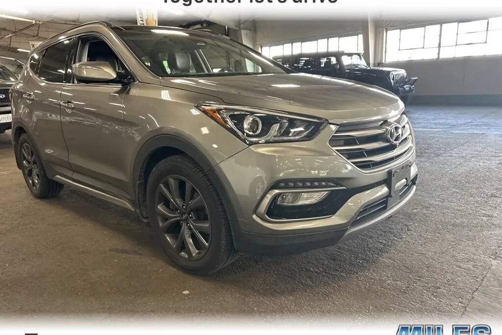 2018 Hyundai Santa Fe Sport 2.0T Ultimate photo 1