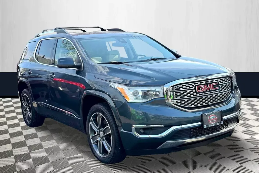 2019 Gmc Acadia Denali photo 1