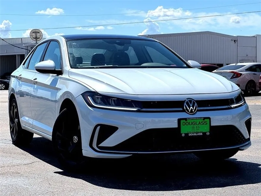 2026 Volkswagen Jetta 1.5T SE photo 1