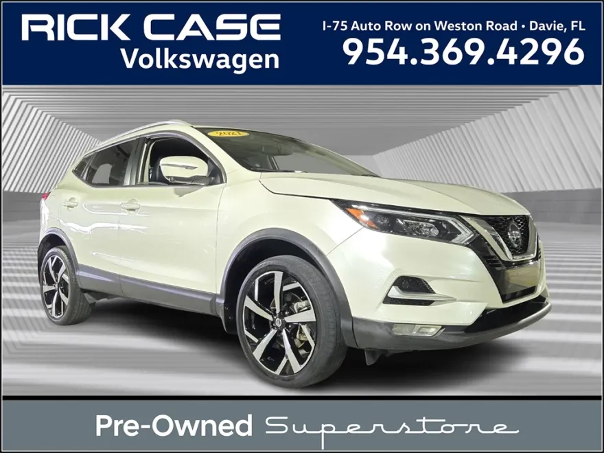 2021 Nissan Rogue Sport SL photo 1