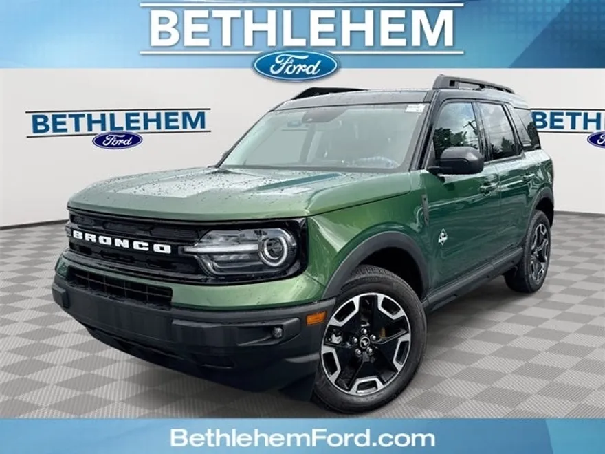 2024 Ford Bronco Sport Outer Banks photo 1