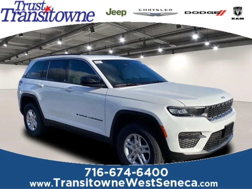 2025 Jeep Grand Cherokee Laredo photo 1