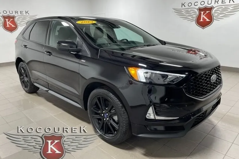 2024 Ford Edge ST photo 1