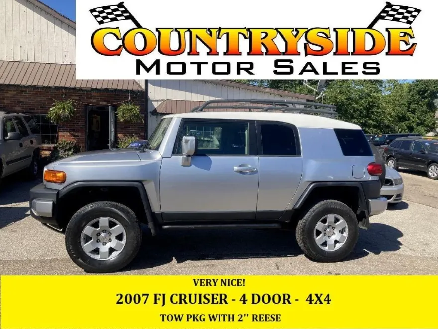 2007 Toyota FJ Cruiser Base photo 1