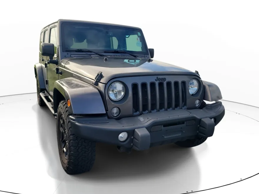 2016 Jeep Wrangler Unlimited Sahara photo 1
