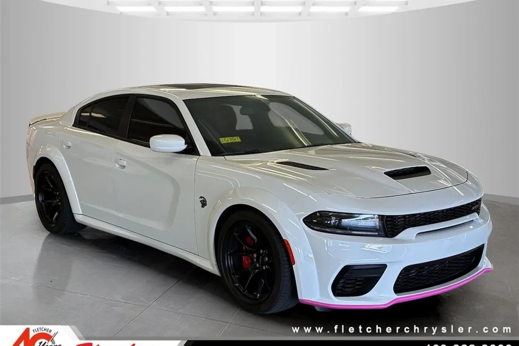 2021 Dodge Charger SRT8 Hellcat Redeye photo 1
