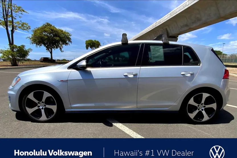 2016 Volkswagen Golf GTI S photo 1