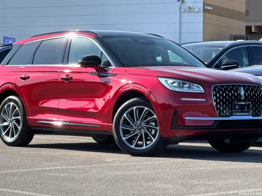 2025 Lincoln Corsair Grand Touring photo 1