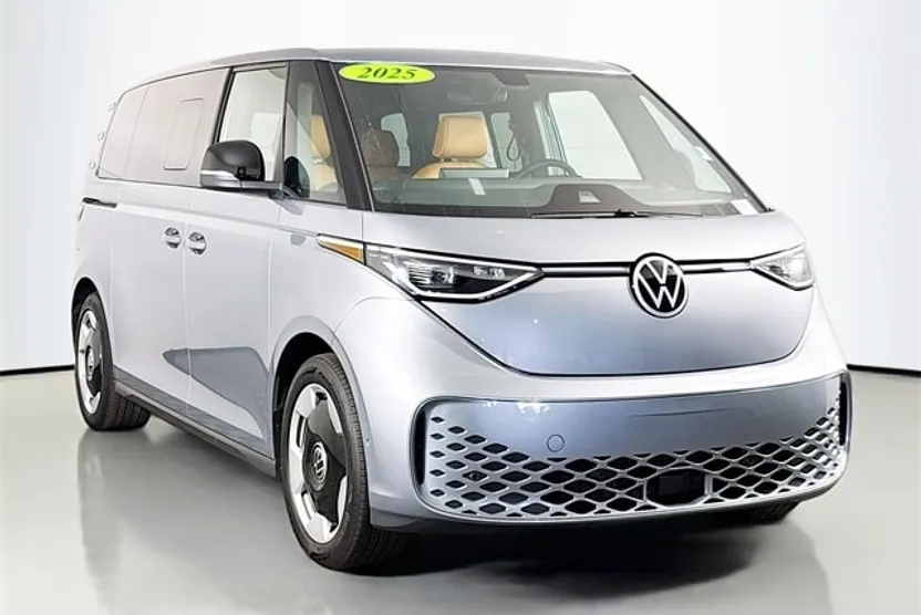 2025 Volkswagen ID. Buzz Pro S photo 1