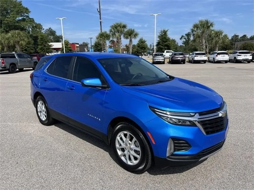 2024 Chevrolet Equinox photo 1