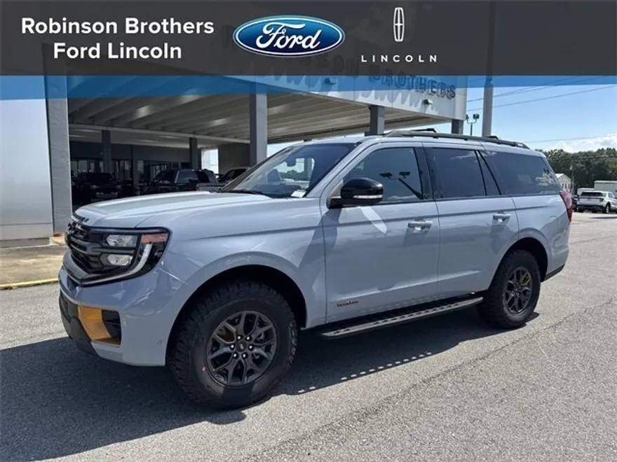 2025 Ford Expedition photo 1
