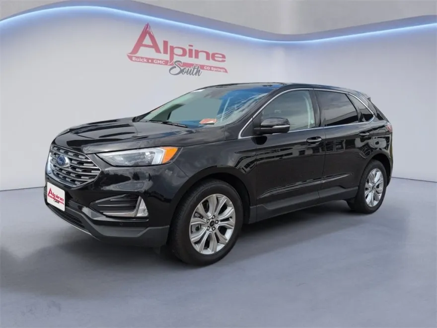 2024 Ford Edge Titanium photo 1