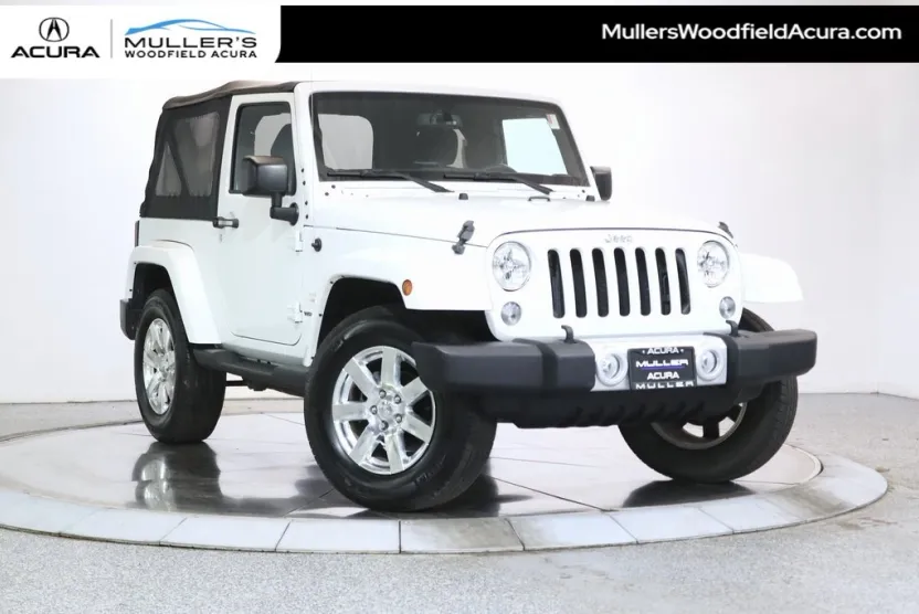 2015 Jeep Wrangler Sahara photo 1