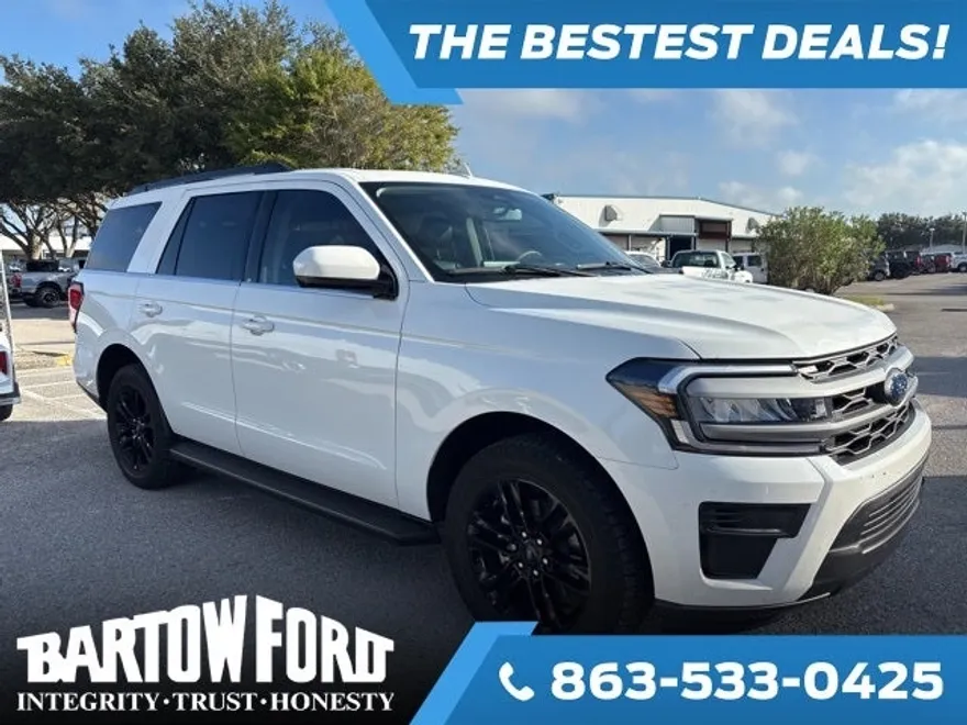2024 Ford Expedition XLT photo 1