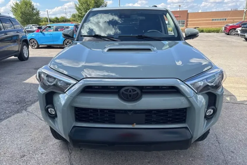 2022 Toyota 4Runner TRD Premium photo 1