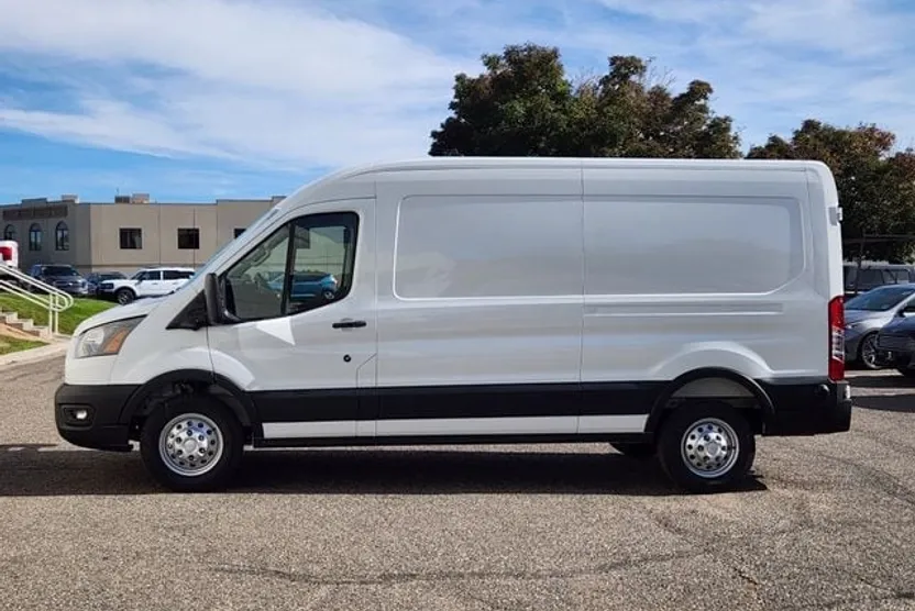 2025 Ford Transit photo 1